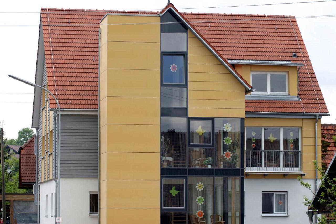 Personalwohnheim Altenpflege Foditsch 상트요한 외부 사진