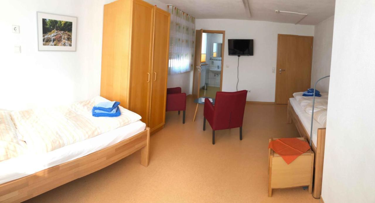 Personalwohnheim Altenpflege Foditsch 상트요한 외부 사진