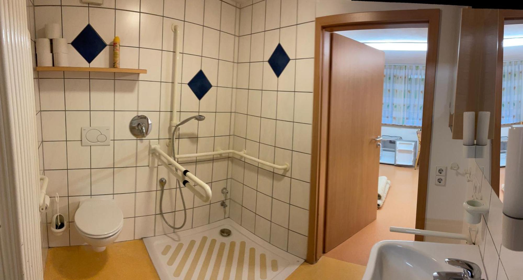 Personalwohnheim Altenpflege Foditsch 상트요한 객실 사진
