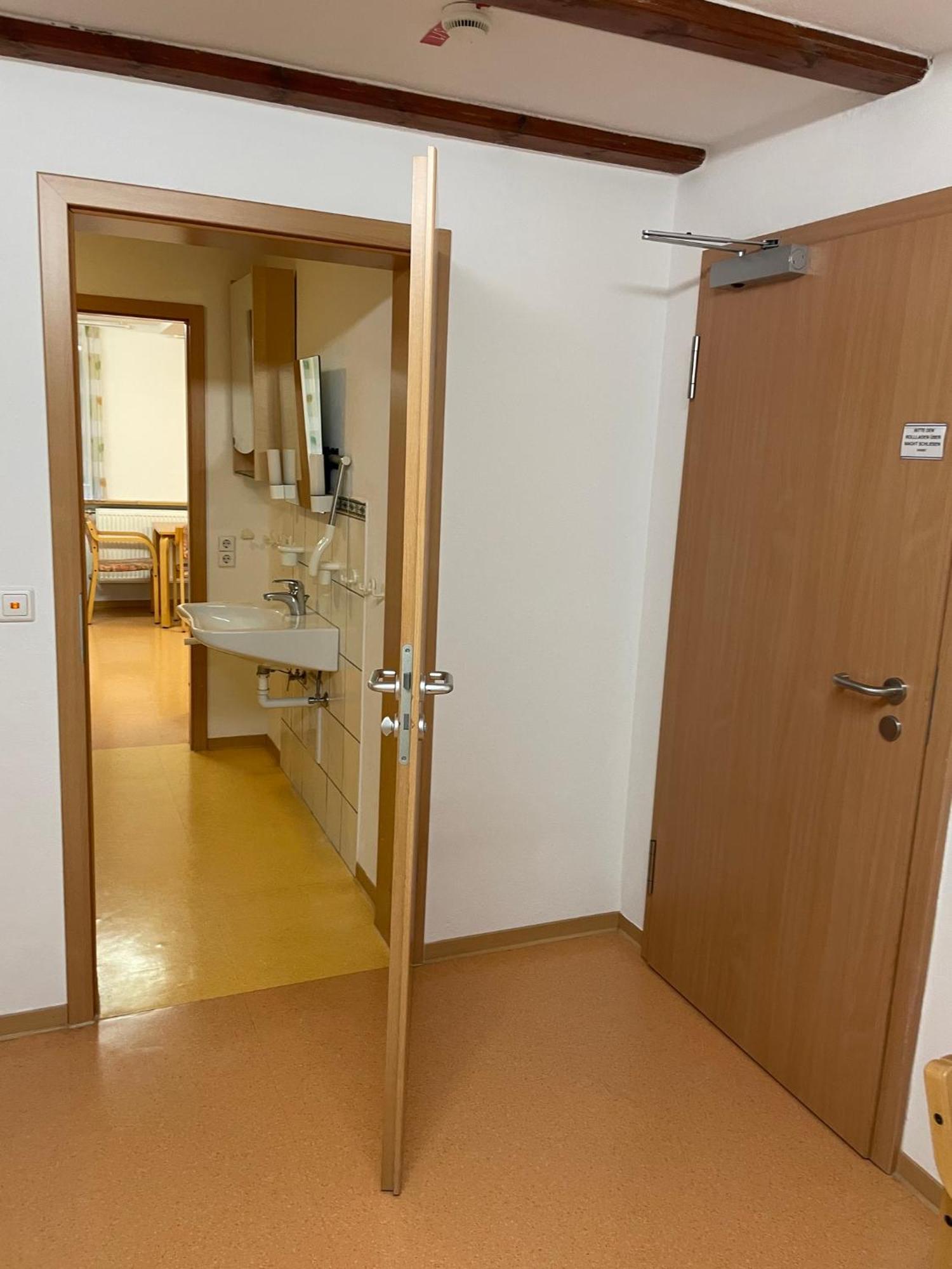 Personalwohnheim Altenpflege Foditsch 상트요한 객실 사진